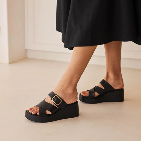 EOS Aris Womens Black Leather Wedge Dressy Slide