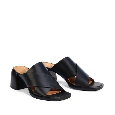 EOS Iso Black Leather Heeled Sandal