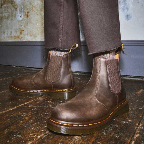 Dr Martens - 2976 YS Chelsea Boot Yellow Stitching Crazy Horse Brown