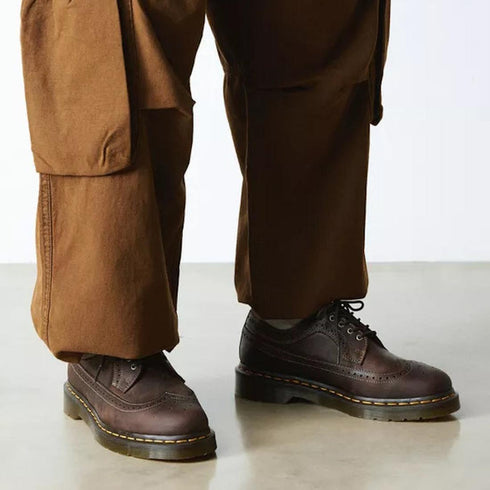 Dr Martens - 3989 Brogue Shoes Crazy Horse Leather