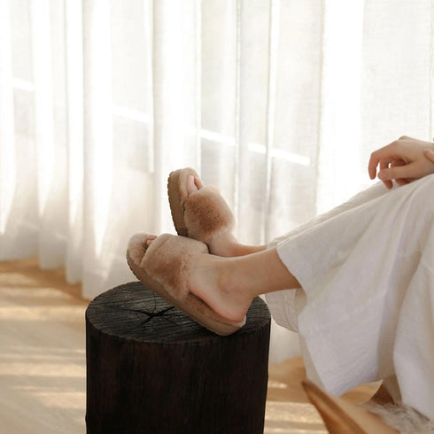 EMU Women's Mckay Sheepskin Scuff Slipper Slide Camel Beige