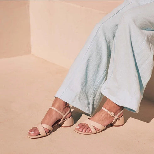 EOS Womens Fiora Strappy Leather Sandal with Heel Nude