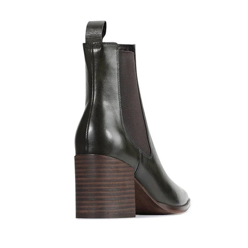 EOS Kelcie Black Leather Boot Chelsea Pull On Womens