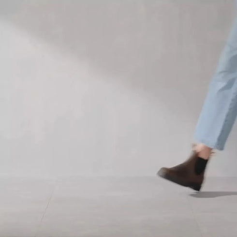 Blundstone 2340 Chelsea Pull On Boots - Rich Brown