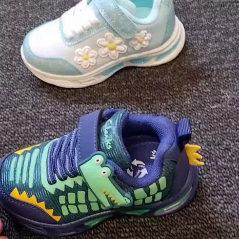 Clarks Alessia Daisy Blue Light Up Trainer