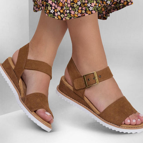 Skechers Bobs Womens Desert Kiss Serendipitous Wedge Sandal Chestnut Brown