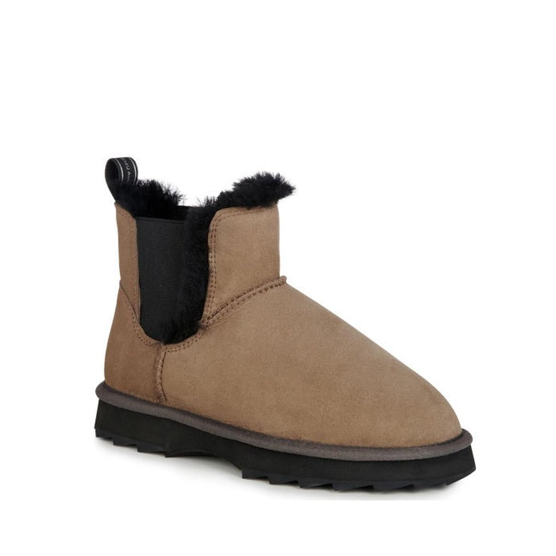 EMU NZ Women's Thresher Pull On Boot Sharky Sole in tan suede with cozy black faux fur, easy elastic sides, and sturdy black sole.  ksnz