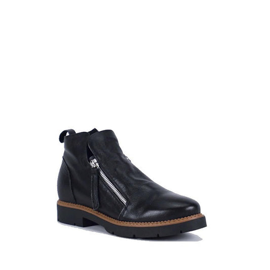 Bay Lane Clara Black Women’s Leather Ankle Boot with easy zip closure, comfy footbed, brown sole trim, and pull tab, on white.  ksnz