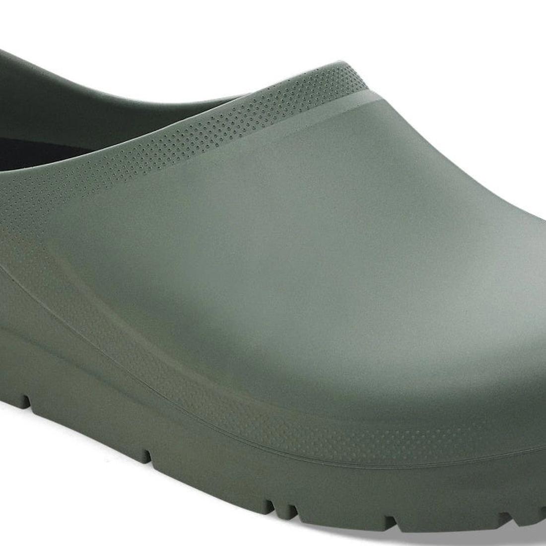 Green rubber clog shoe on a white background.,
4066648850229,
4066648850267,
4066648850304,, 46706, 4066648850229, 4066648850267, 4066648850304, 46710, 46711, 46712, 46713, 46714, 46715
