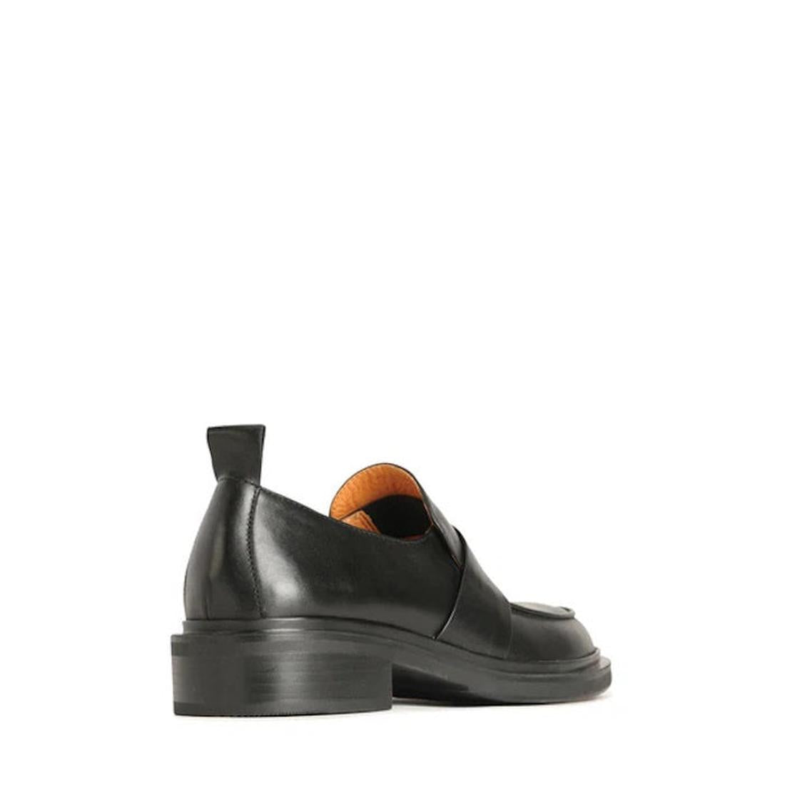 The EOS Coia Black Leather Loafer is a classic, comfy black slip-on with a smooth finish, sturdy sole, low heel, and easy pull tab.  ksnz, 9321191190532, 9321191190549, 9321191190556, 9321191190563, 9321191190570