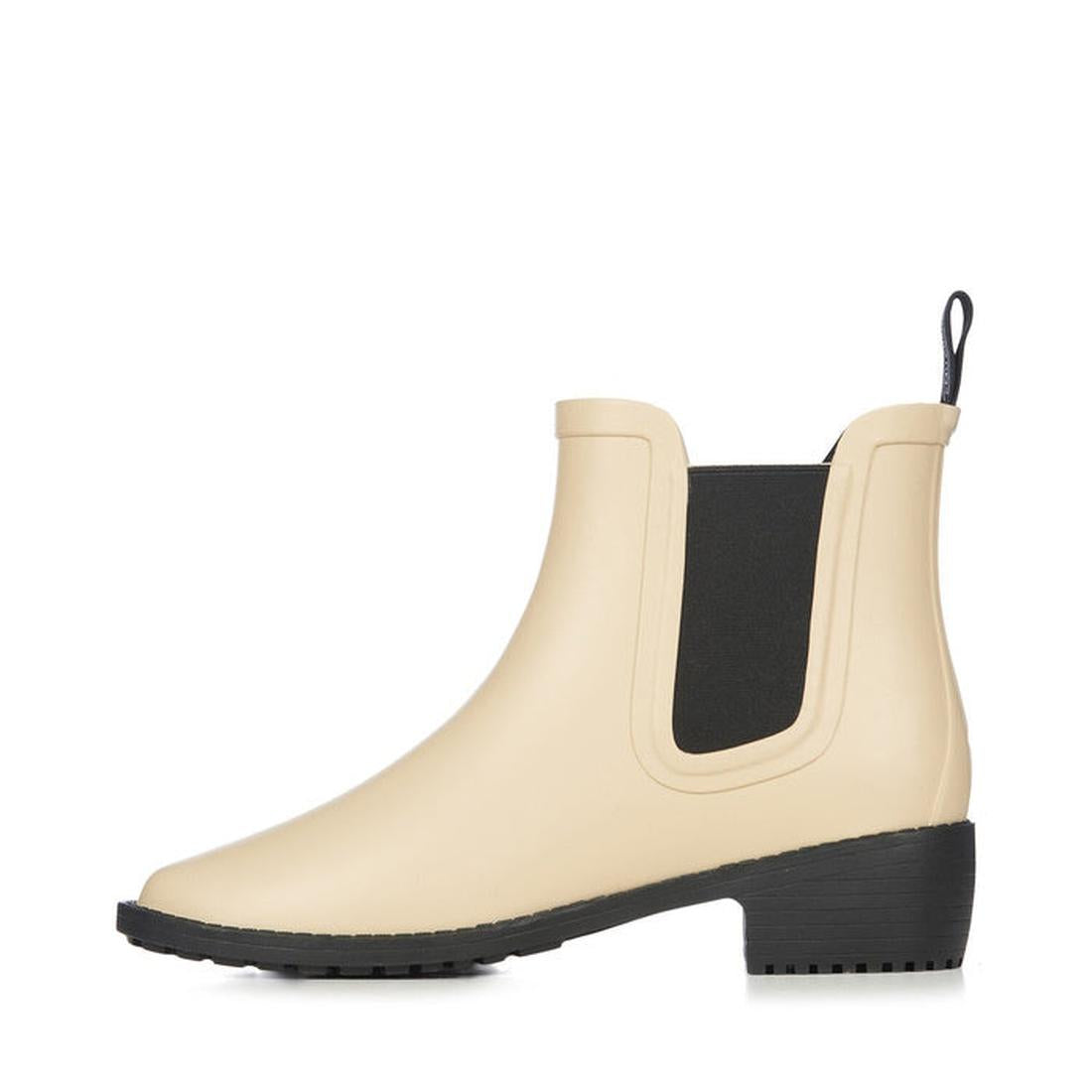 EMU NZ Emu- Women's Grayson Rainboot Macadamia, a cozy beige ankle rain boot with side stretch, soft footbed, and easy pull-on heel tab.  ksnz