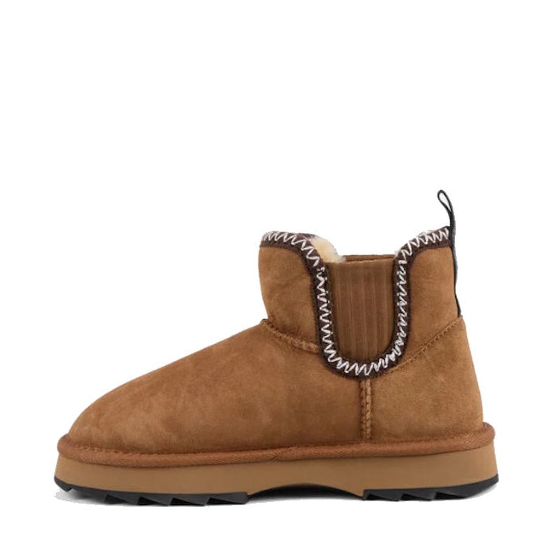 The Emu Womens Higgie Chestnut Platform Wool Boot is a tan suede ankle boot featuring Aztec-inspired sheepskin details, black and white zigzag trim, ribbed elastic side panel, pull tab at the back, and a chunky ridged Sharky sole., 9330071978580, 93300719