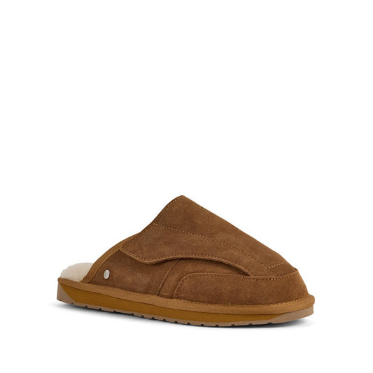 The EMU FlexiCare Wide Opening Sheepskin Scuff Chestnut Slipper is a brown unisex slip-on with a rubber sole and white fleece lining, displayed at an angle on a plain white background.