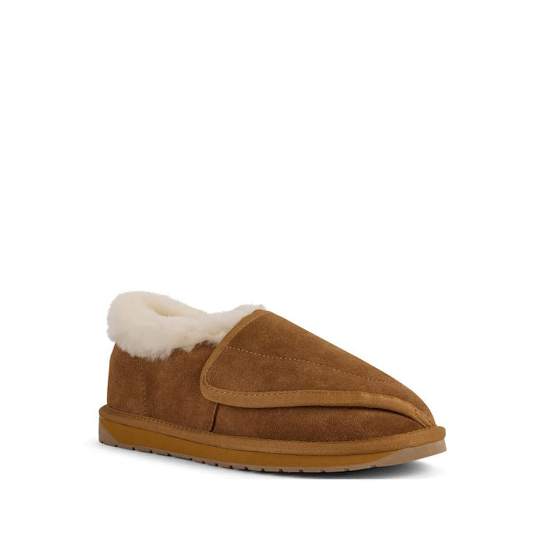 The EMU FlexiCare Wide Opening WIDE Width Sheepskin Slippers in Chestnut feature soft, fluffy white lining and a flat rubber sole, styled like classic Australian sheepskin slippers and shown against a plain white background.