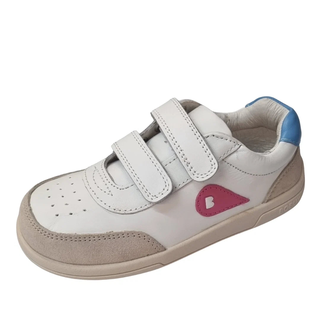 Introducing the Bobux KP Kids Plus Champ Leather Sneaker in White Pink: a kids’ leather sneaker featuring two adjustable hook-and-loop straps, beige accents, a blue heel tab, and a pink heart-shaped design on the side. The padded collar offers extra comfo