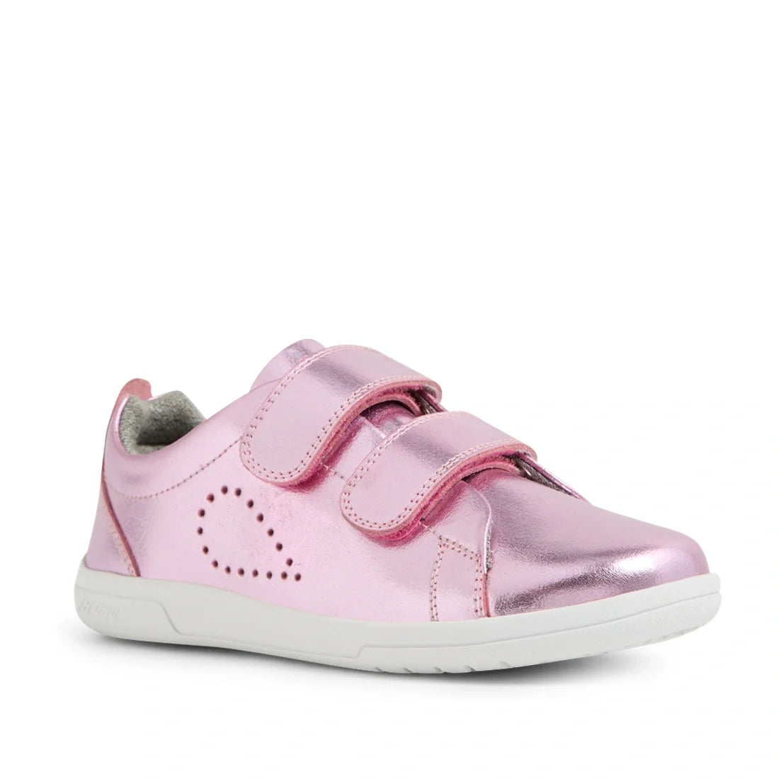 The Bobux KP Kids Plus Grass Court 2 II Leather Sneaker in Pink Metallic is a children’s sneaker with a glossy metallic finish, two Velcro straps, a white sole, and small decorative side perforations inspired by the classic Bobux Grass Court design., 9420