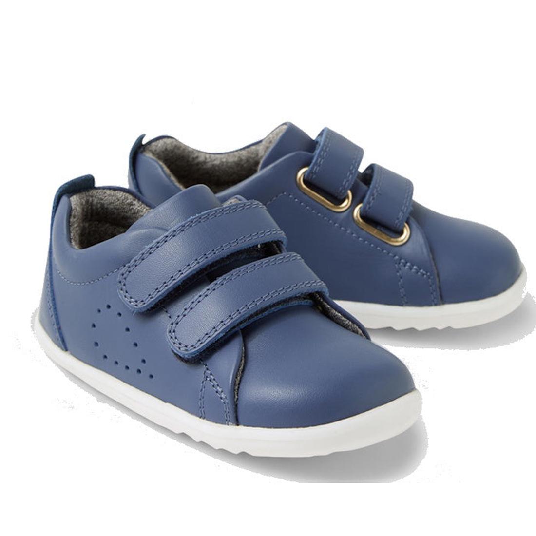 Bobux Step Up Grass Court Trainer Vintage Indigo Blue Shoes are cozy toddler sneakers with sturdy white soles and easy Velcro straps.  ksnz