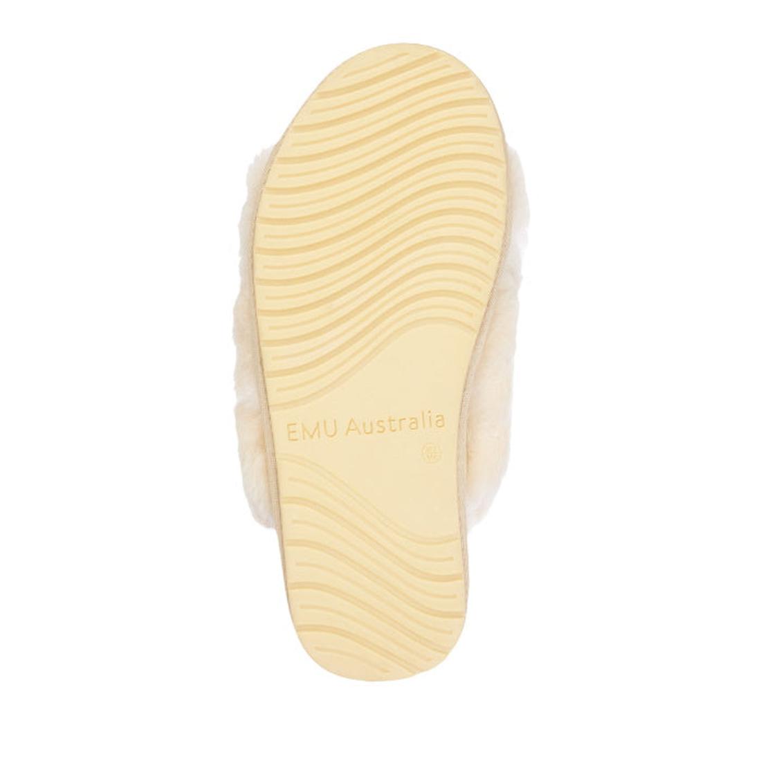 EMU NZ Women's Jacana Macadamia Sheepskin Scuff Slipper in beige with a comfy, wave-grooved sole and easy slip-on style for warmth.  ksnz