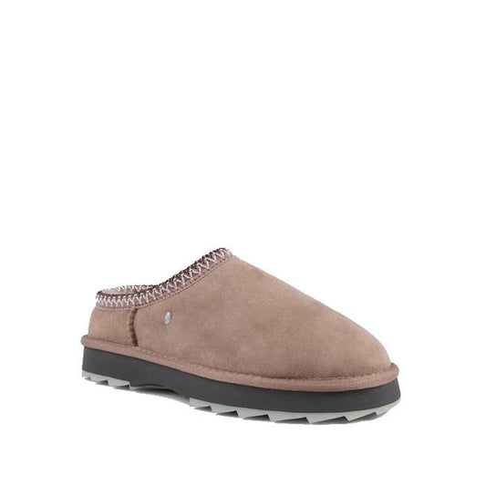 EMU NZ Women's Sharky Scuff Slipper in Mushroom Beige with cozy sheepskin, easy slip-on style, and sturdy non-slip rubber sole.  ksnz