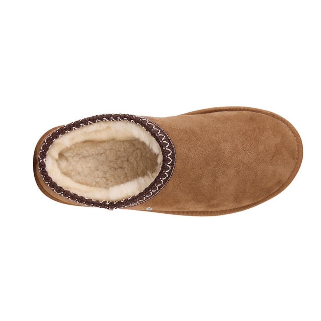 EMU NZ Women's Sharky Scuff Slipper in chestnut tan features a cozy shearling lining, slip-on ease, sturdy sole, and cute ankle stitching.  ksnz