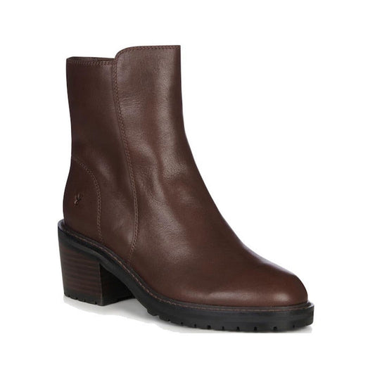 the right foot view of the EMU Seil walnut brown leather ankle boot with a medium height block heel and a round toe style.