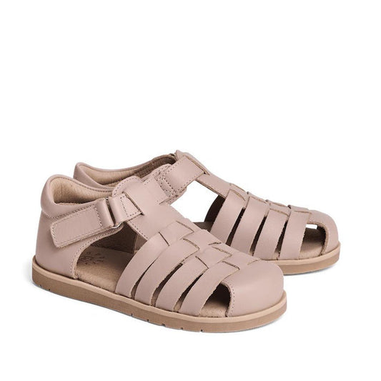 The Pretty Brave Jamie Closed Toe Leather Sandal in blush: soft leather, sturdy sole, woven straps, comfy Velcro fit for girls.  ksnz