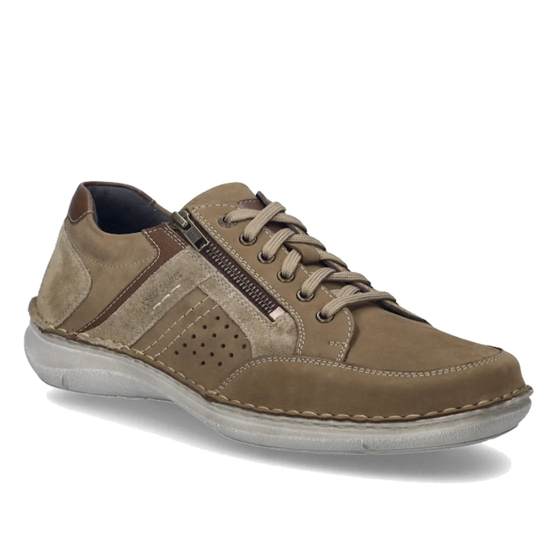 The Josef Seibel New Anvers 87 Men’s Casual Shoe w/ Zip in Beige Sand is a men’s lace-up casual shoe crafted from nubuck leather, featuring a lace-up front, side zipper, perforated detailing, and a white rubber sole. Designed for comfortable walking, the 
