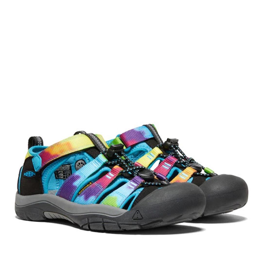 Keen Kids Newport H2 Youths Sandals in Rainbow Tie Dye offer safe closed toes, sturdy black soles, and easy elastic laces for play.  ksnz