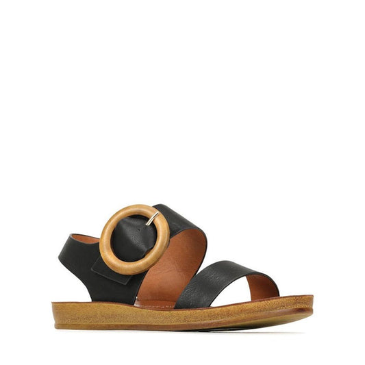 Los Cabos Damas Black Light Flexible Sandal Jandal, with a black strap, wooden sole, big buckle, open toe/heel & soft footbed.  ksnz