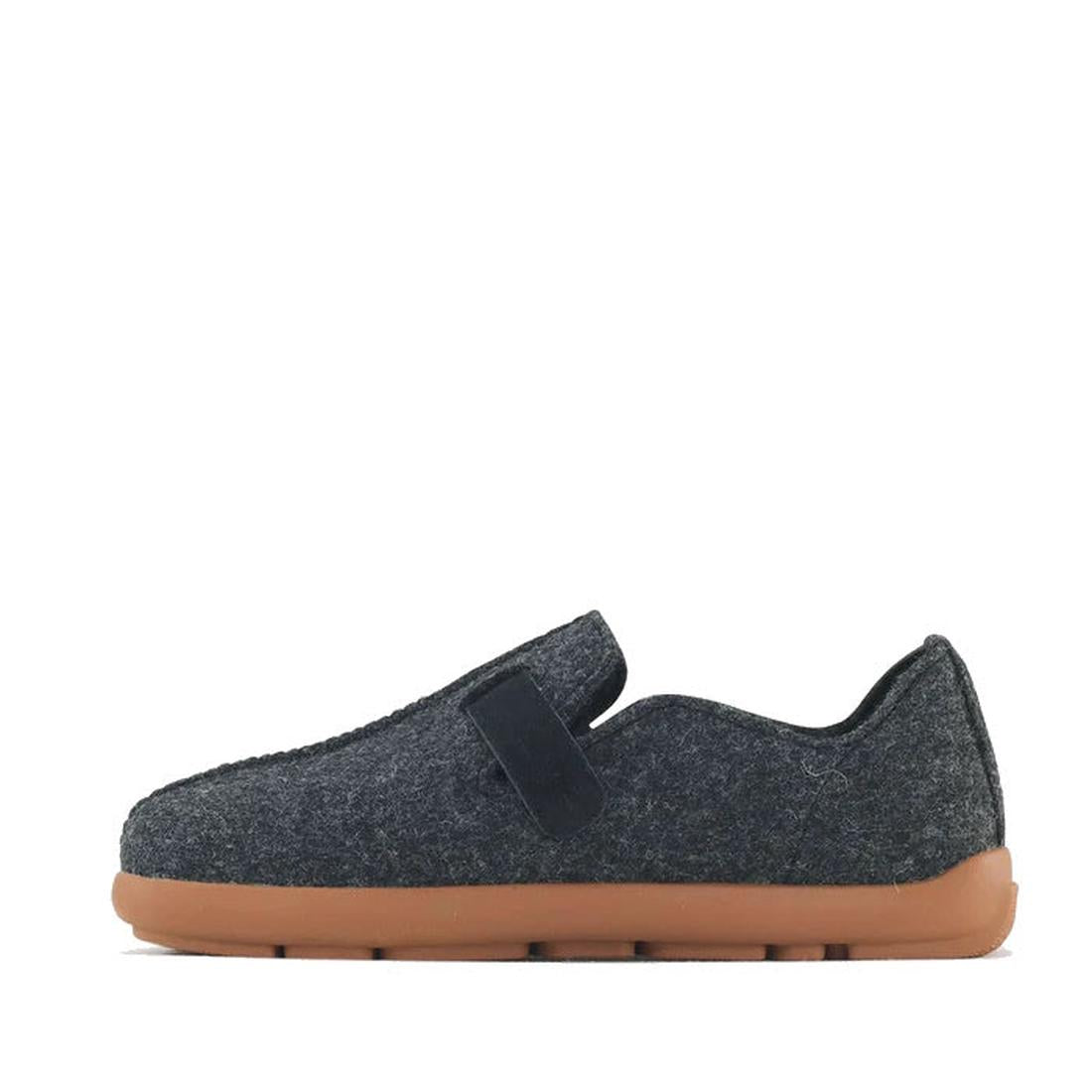 Los Cabos Feltsome Graphite Black Women's Slipper: cozy dark gray felt, easy hook-and-loop closure, and soft light brown sole.  ksnz, 9321190006100, 9321190006117, 9321190006124, 9321190006131, 9321190006148, 9321190006155, 50095