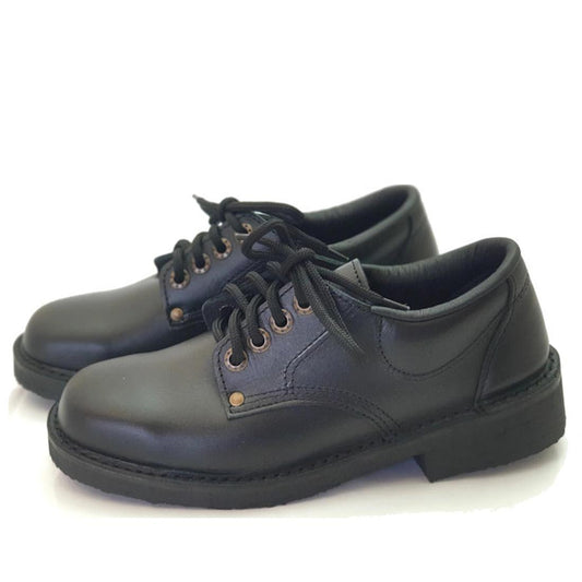 McKinlays Jill Women’s Black Lace Up School Shoe with sturdy soles, grey stitching, and secure metal eyelets for all-day comfort.  ksnz