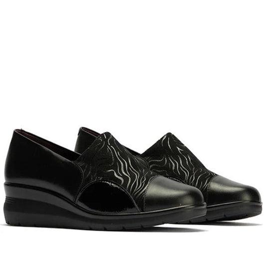 Pitillos Womens Lycra and Patent Leather Shoe 10731: black slip-on, round toe, comfy wedge sole, removable insole. Perfect for moms!.  ksnz