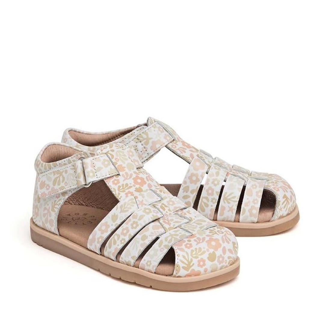 The Pretty Brave Jamie Closed Toe Sandal in Coral Garden has a soft floral design, comfy tan soles, and secure multiple straps.  ksnz