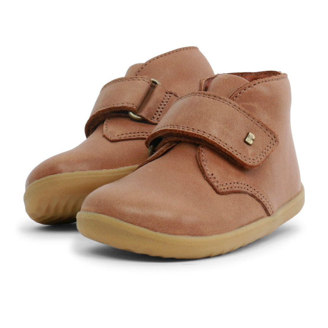 Bobux Step Up Desert Boot Caramel 724820A—cozy light brown leather boots with easy Velcro closure and soft tan rubber soles.  ksnz